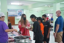 AOR09712