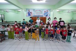HOR06442