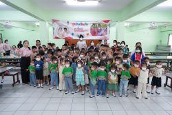 HOR07679